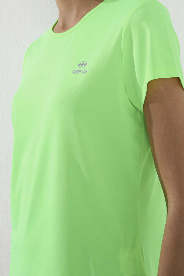 Tommylife Toptan Neon Verde Basic Maneca Scurta Standard Fit Col O Femeie T-Shirt - 97144