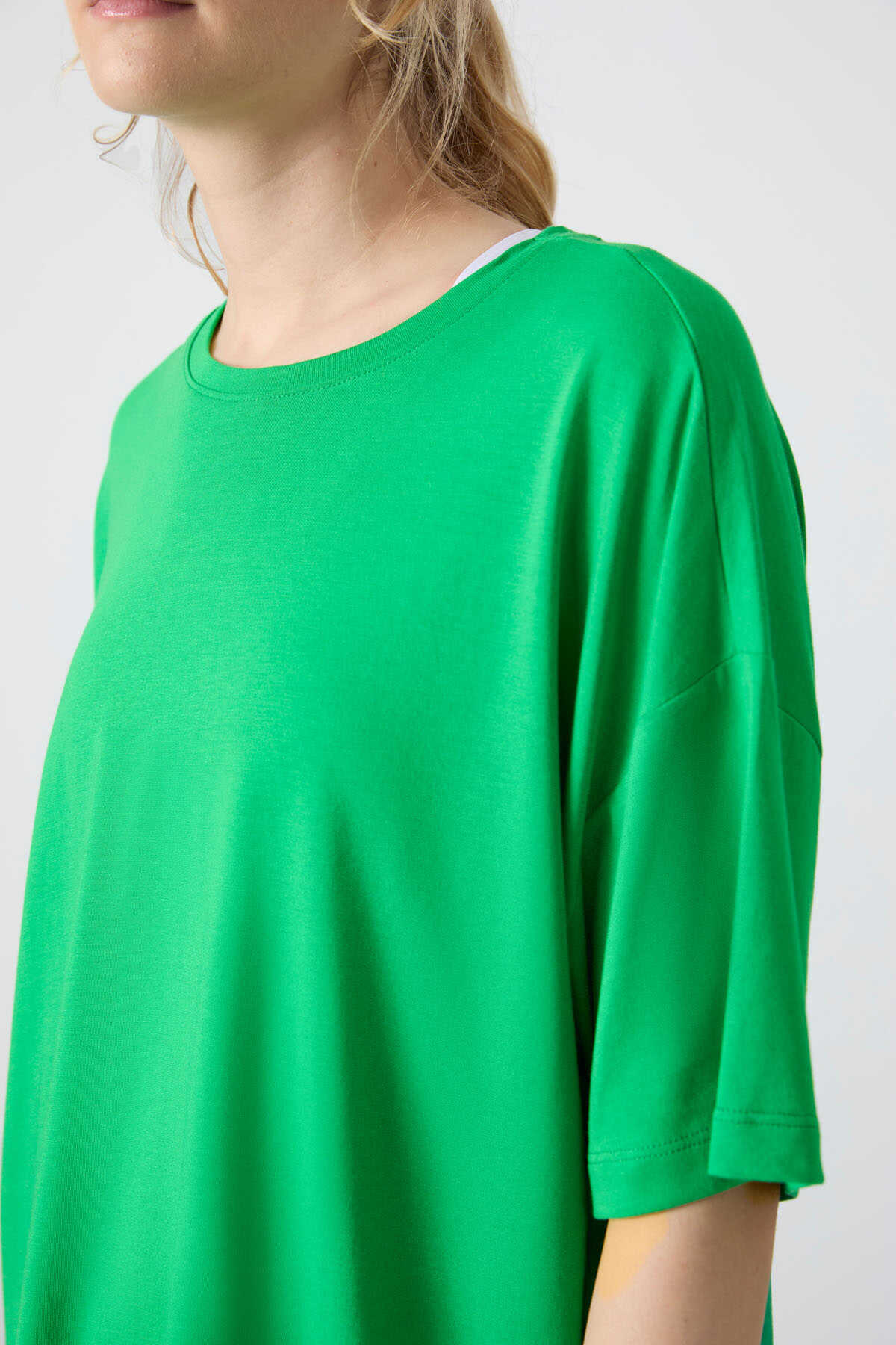 Tommylife Toptan O Yaka Oversize Basic Kadın T-Shirt 97285 Yeşil
