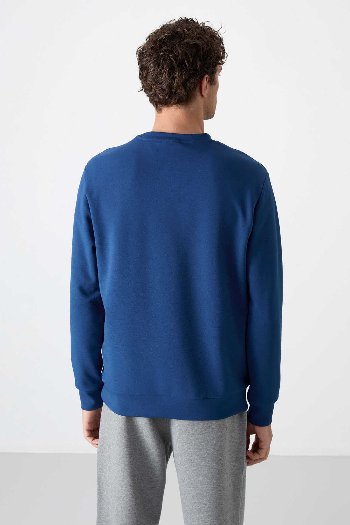 Tommylife Toptan O Yaka Rahat Form Basic Erkek Sweatshirt 88053 Parlament