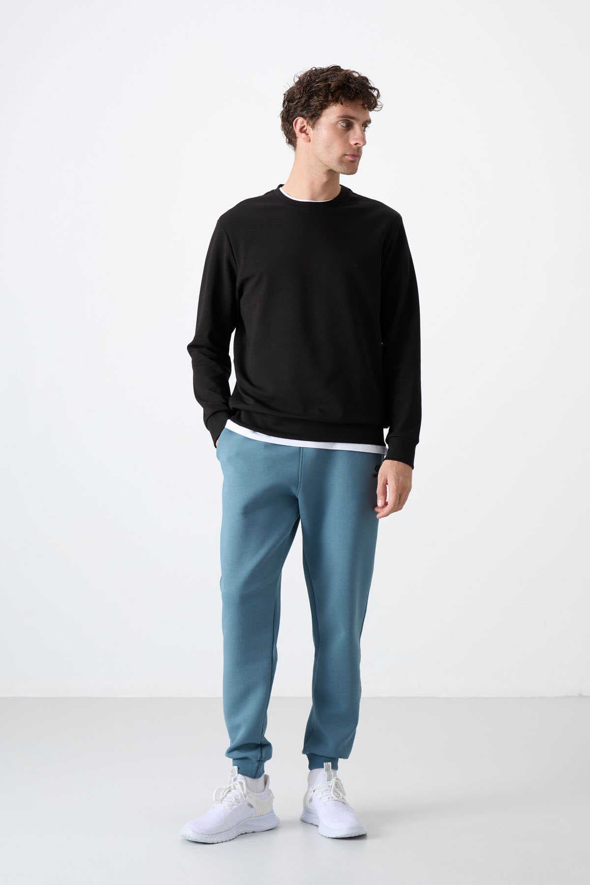 Tommylife Toptan O Yaka Rahat Form Basic Erkek Sweatshirt 88053 Siyah