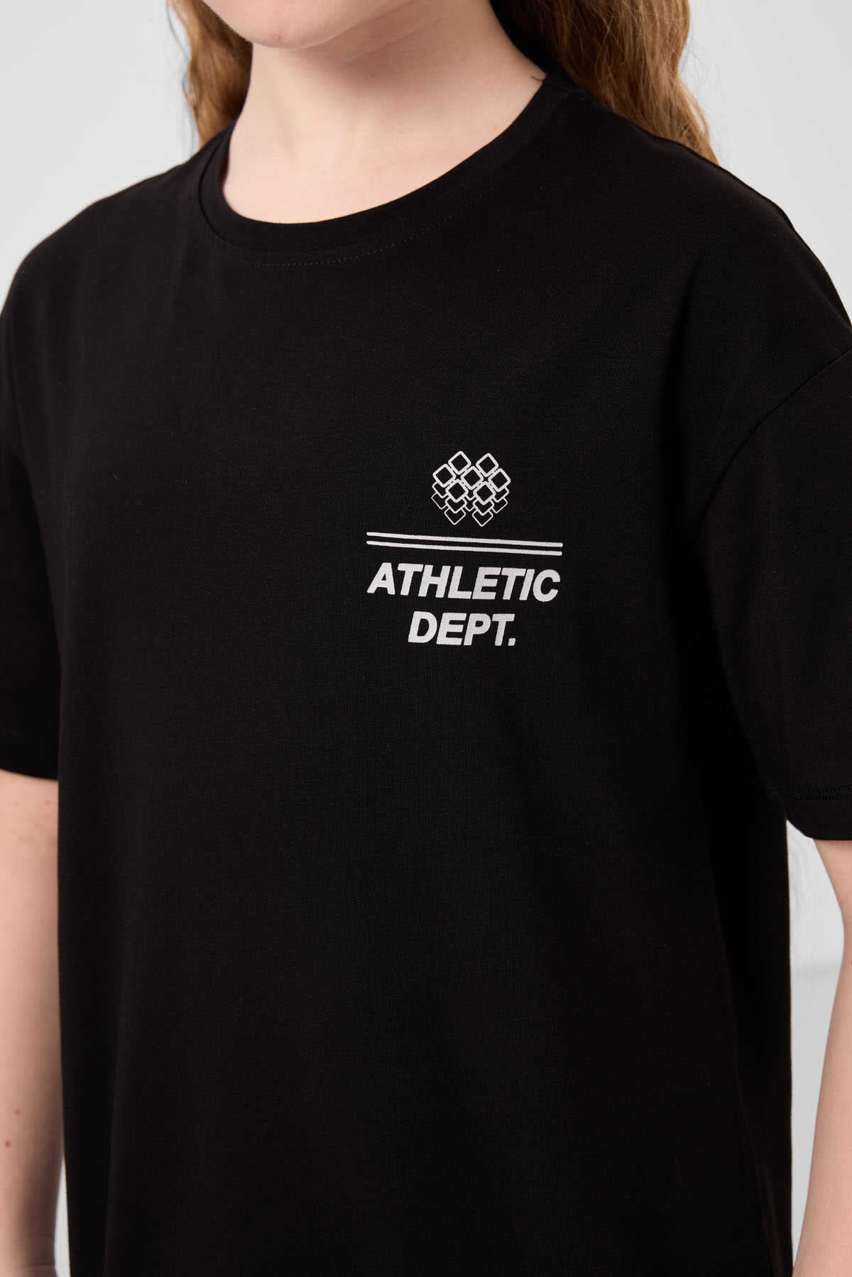 Tommylife Toptan Pamuklu O Yaka Oversize Fit Basic Kız Çocuk T Shirt 75178 Siyah