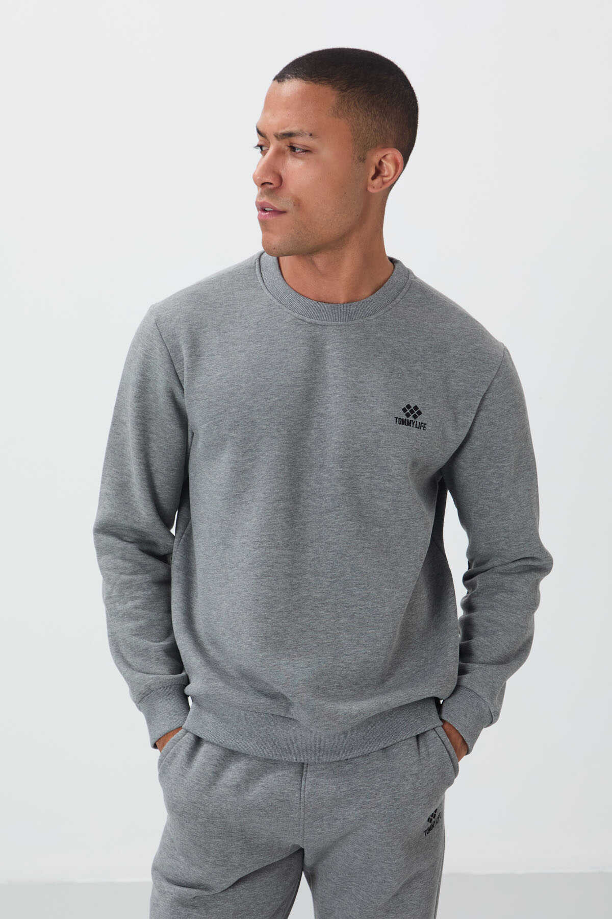 Set trening Tommylife Wholesale Relaxed Fit Basic pentru bărbați 85265 Gri Melange
