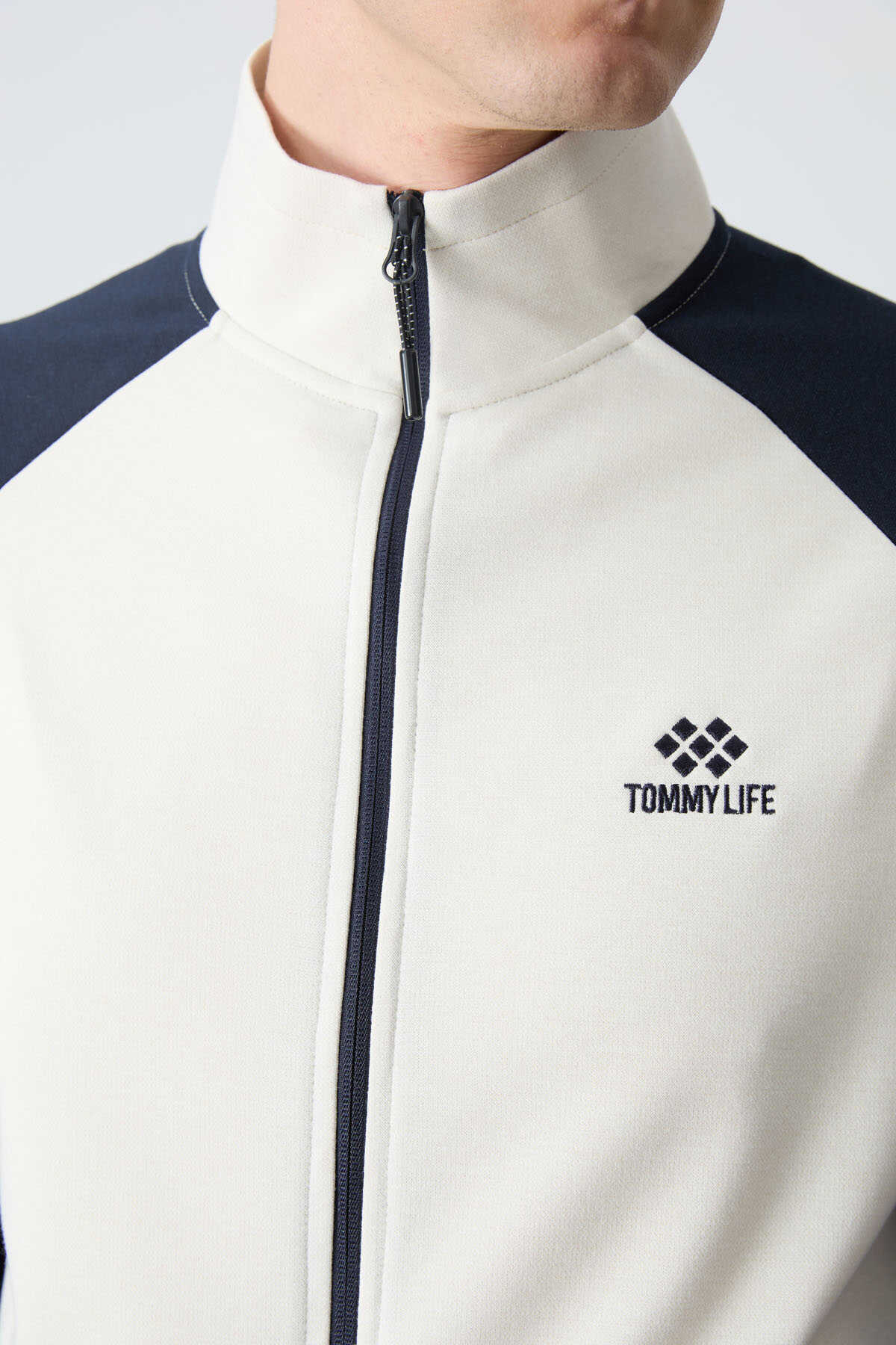 Tommylife Toptan Rahat Kalıp Dik Yaka Klasik Paça Erkek Eşofman Takımı 85113 Bej - Lacivert