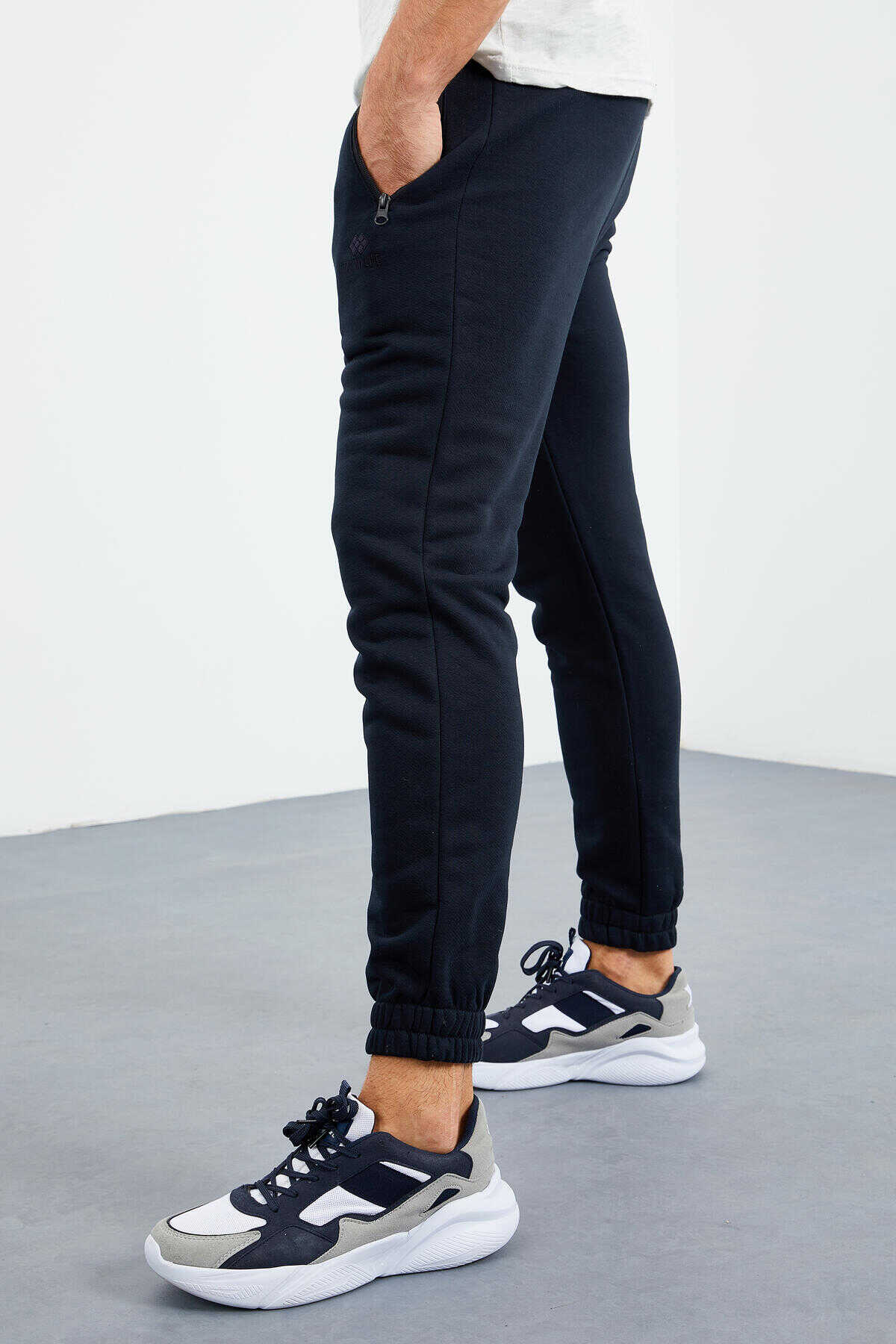 Tommylife Toptan Rahat Kalıp Jogger Erkek Eşofman Alt 84856 Lacivert