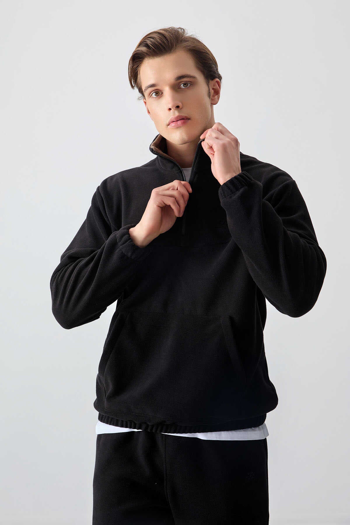 Set trening pentru bărbați Tommylife Wholesale, croială standard, cu fermoar pe jumătate, din fleece, 85159, negru