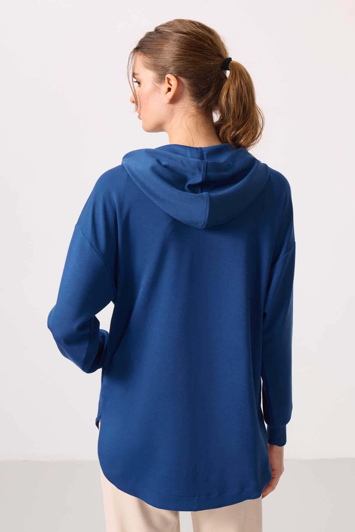 Tommylife Toptan Tunic Sweatshirt pentru femei, pluș cu glugă, oversized - 97302 Parlament