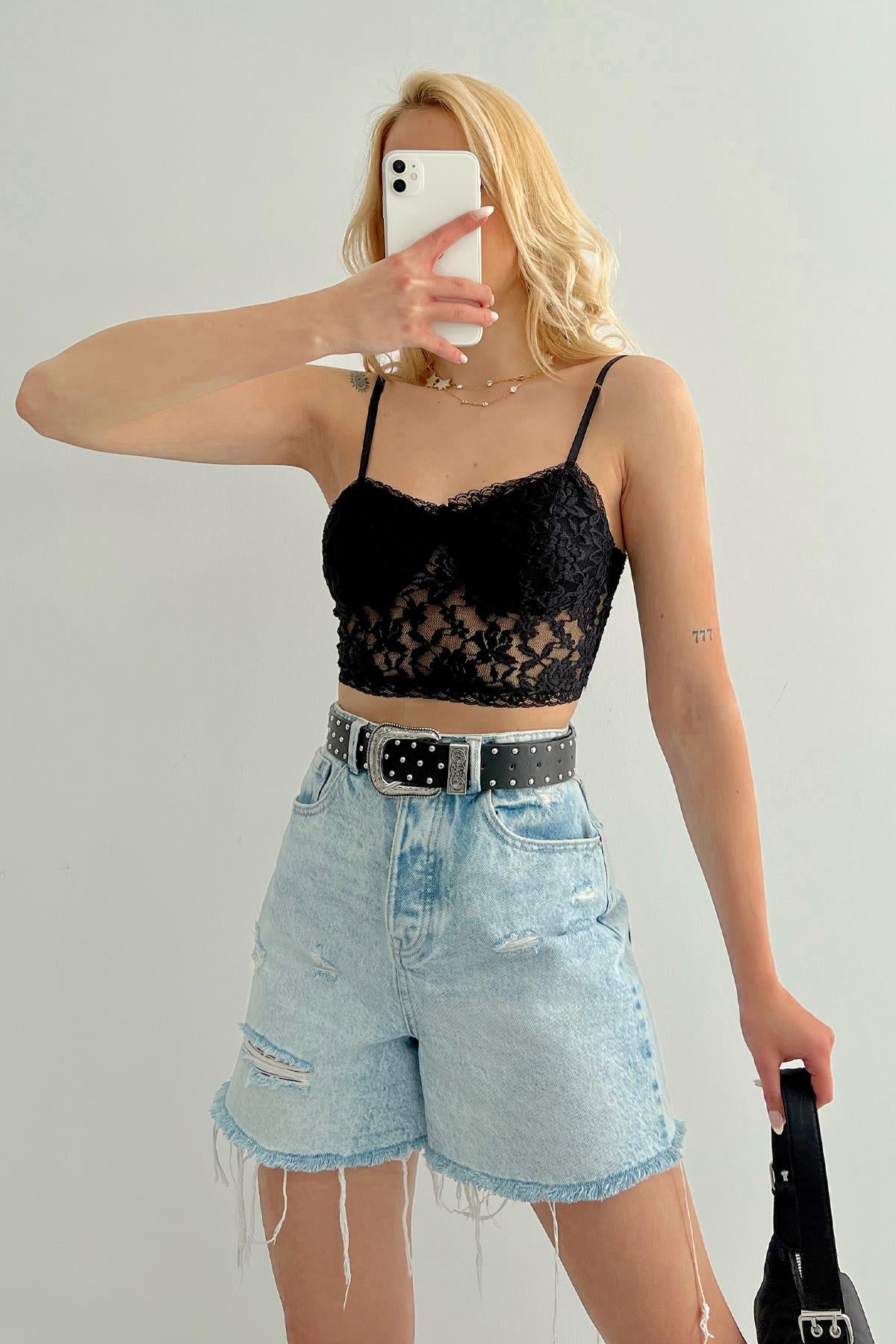 En Gros Bralet Dantelat Negru