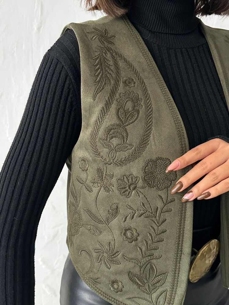 Topshow - Vestă din piele întoarsă brodată en-gros – Eleganță în stil occidental -- Kaki