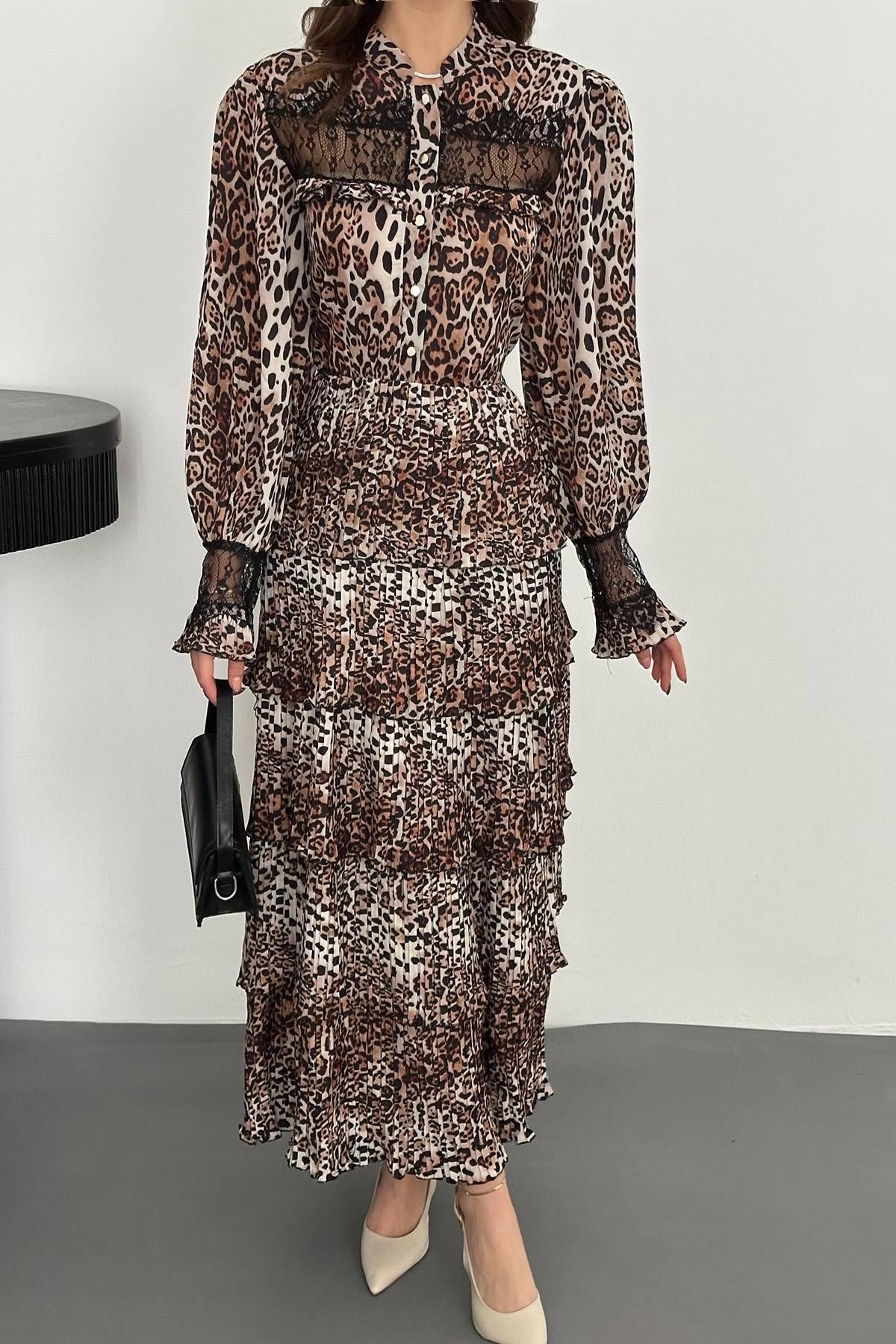 Leopar Pilise Detaylı Lastikli Elbise
