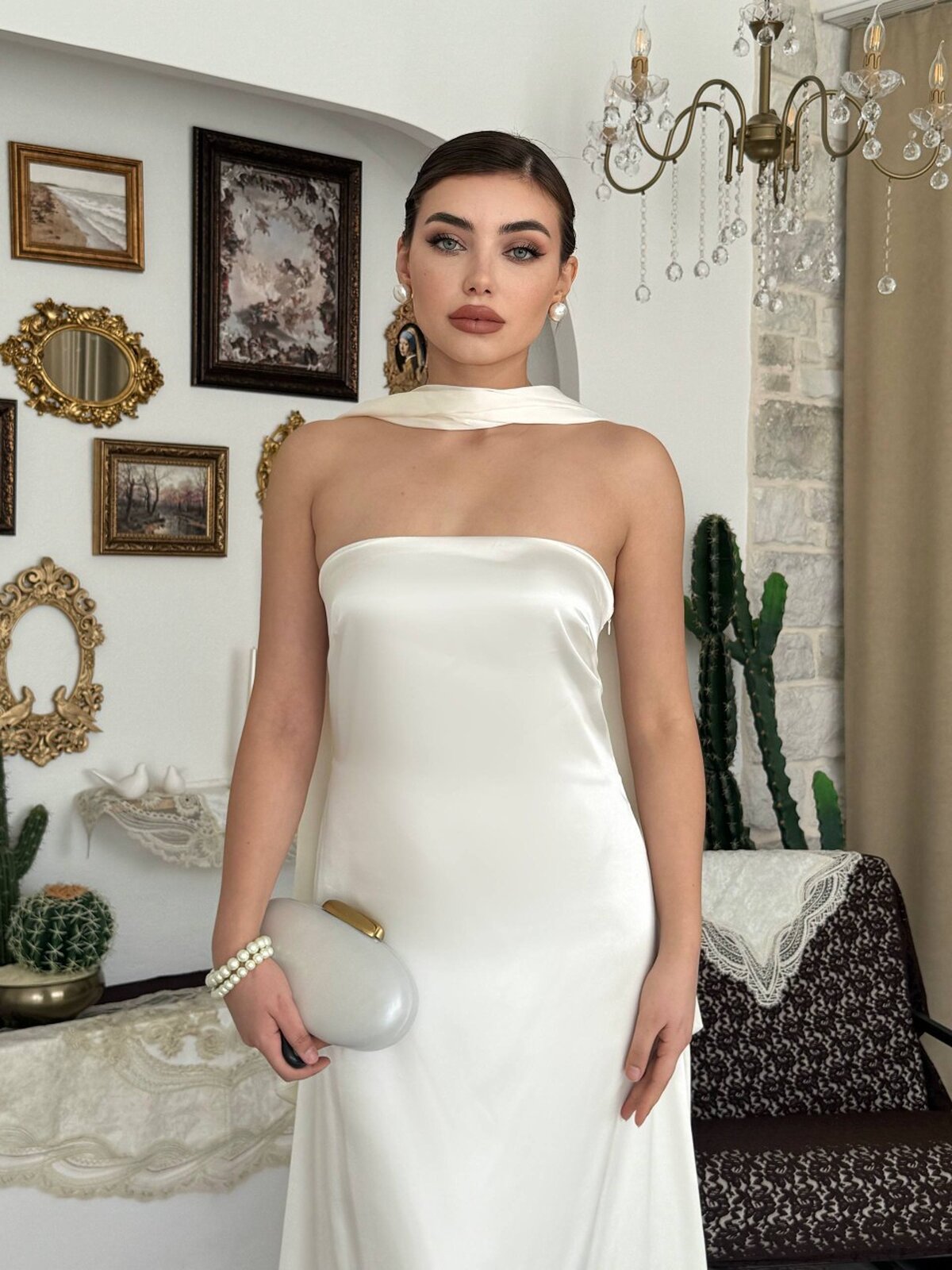 Ulsez Rochie fără bretele cu detalii tip șal