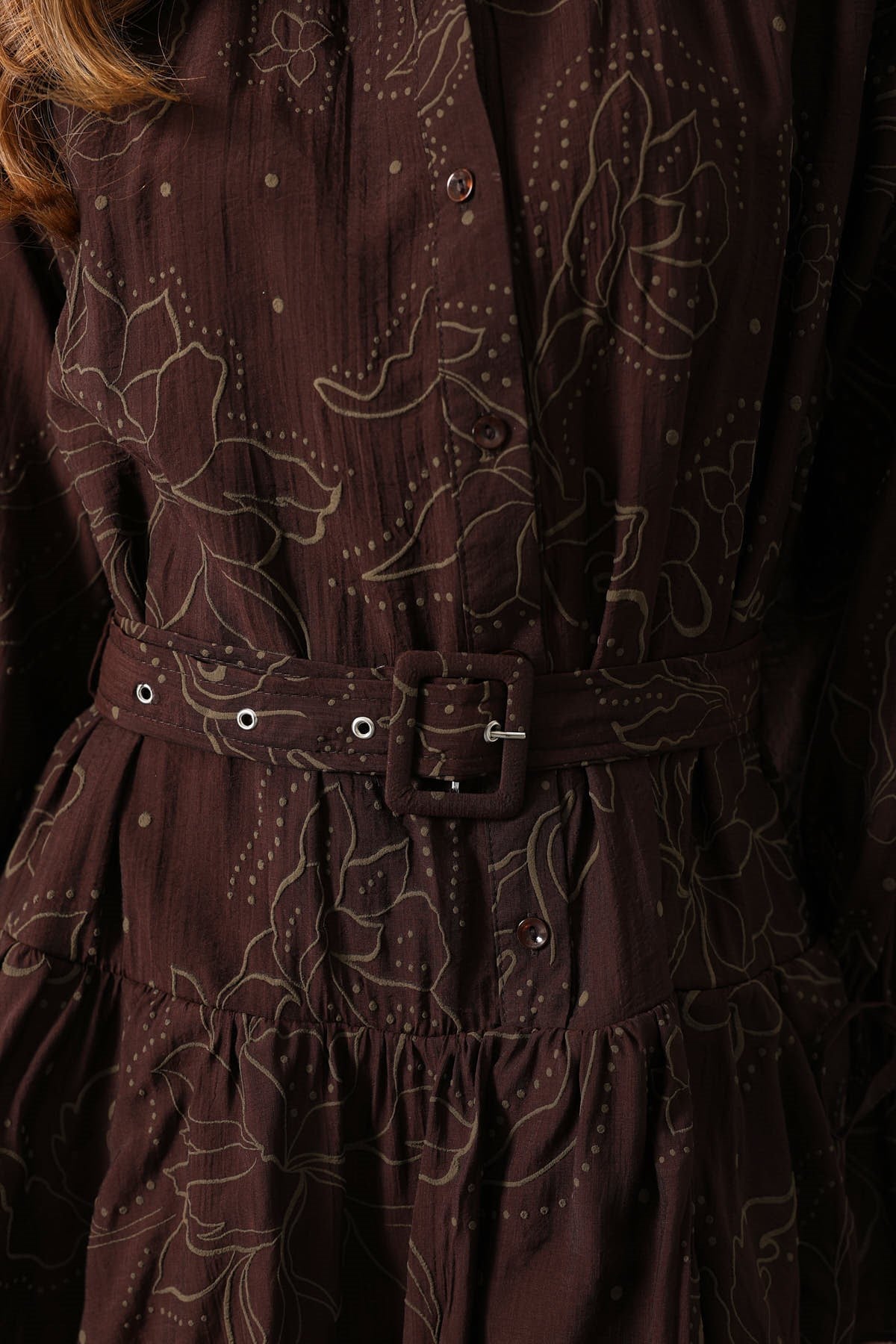 ROCHIE MINI CU CUREA DECORATIVĂ - Maro