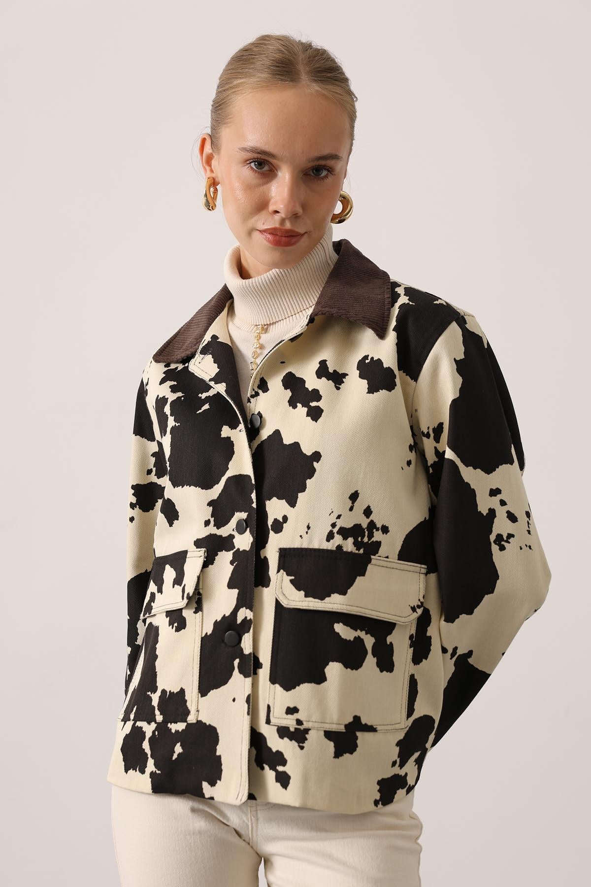JACHETĂ DIN VELUR LEOPARD - MODEL IMPRIMAT
