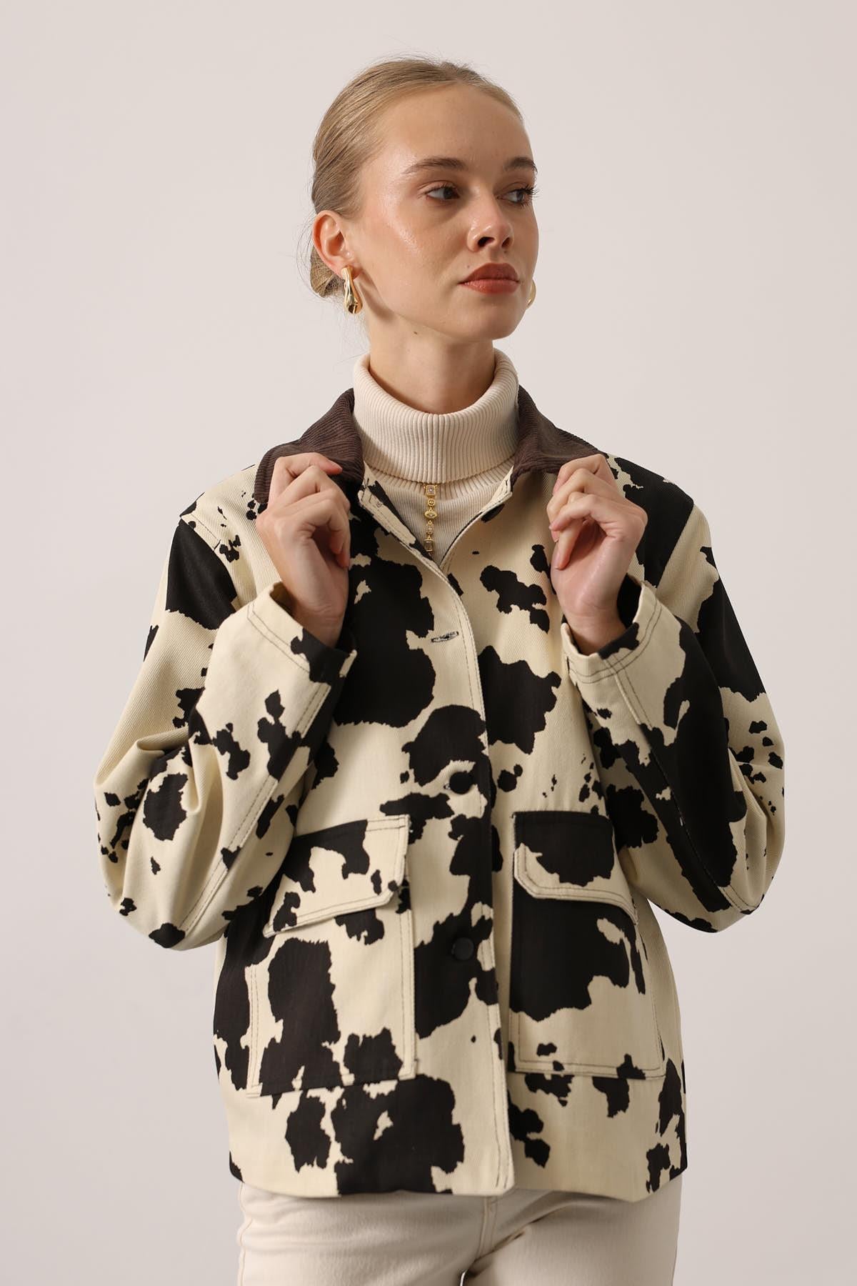 JACHETĂ DIN VELUR LEOPARD - MODEL IMPRIMAT