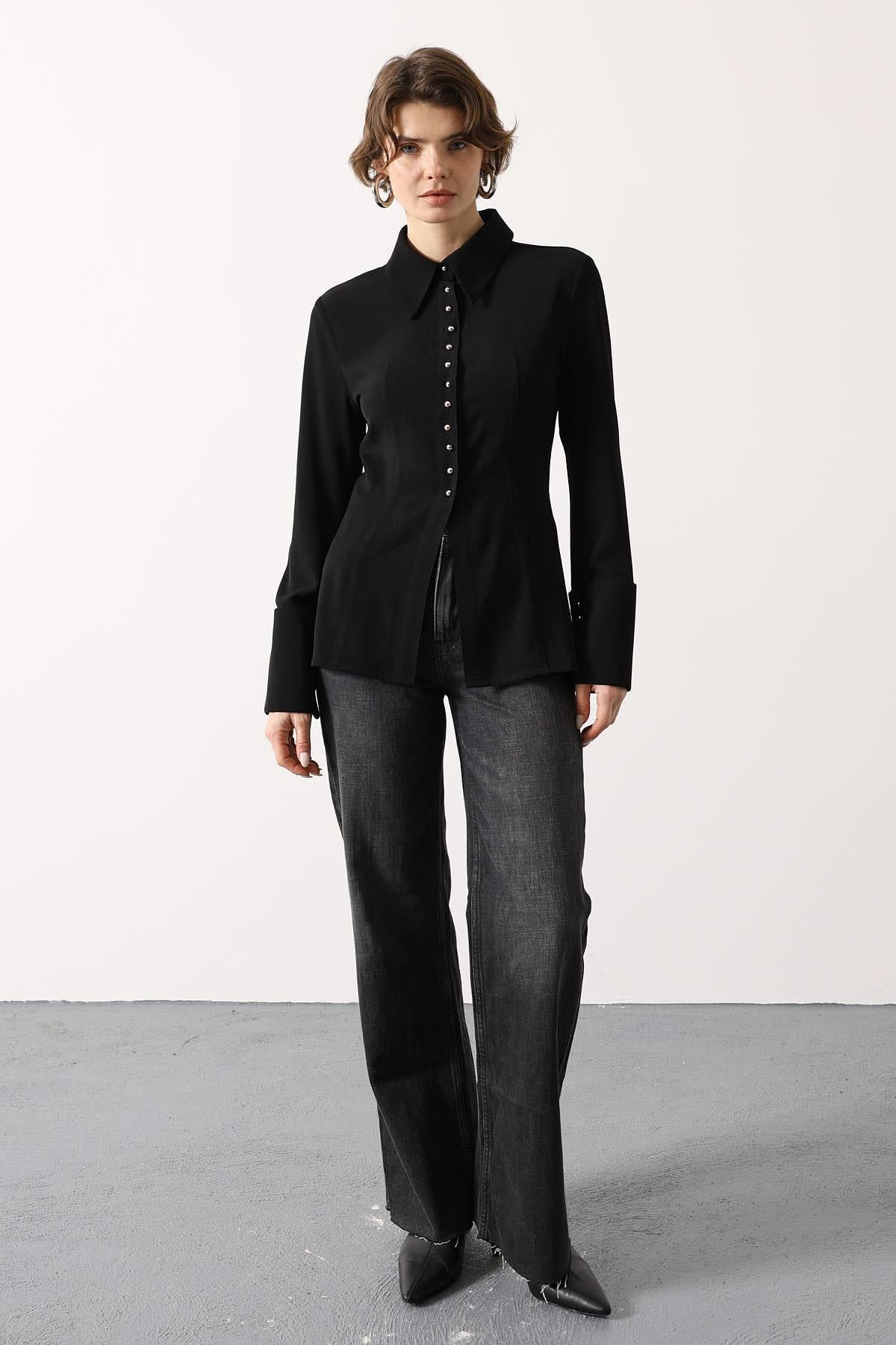 BLUZA AJUSTATĂ LA CORP - Negru