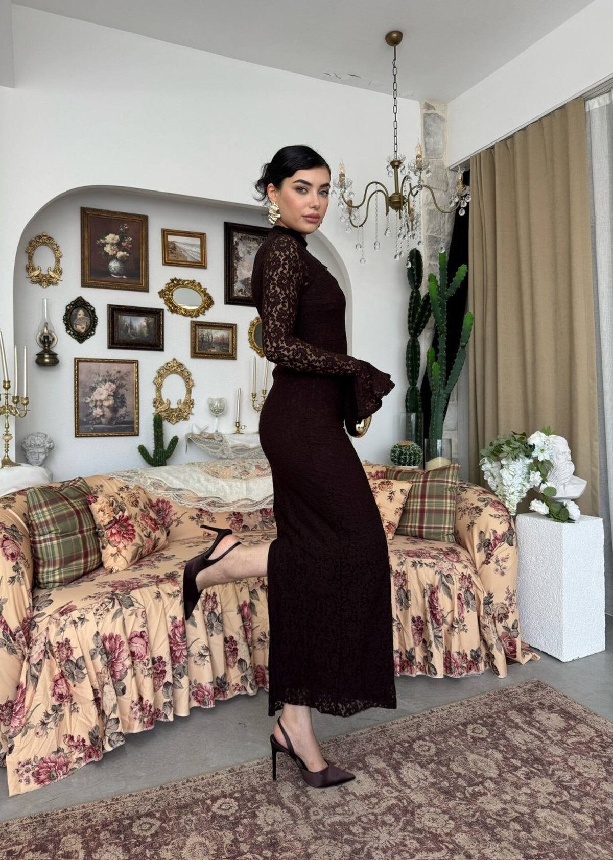 Rochie Wexo cu decolteu decoltat