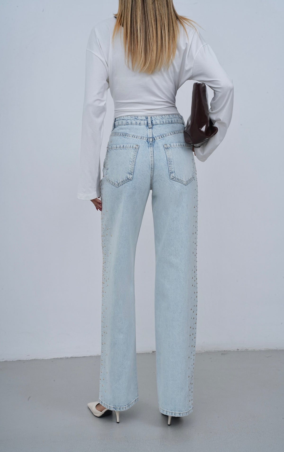 Yüksek Bel Wide Leg Kalıp Yandan Metal Taş Detaylı Light Blue Jean Pantolon
