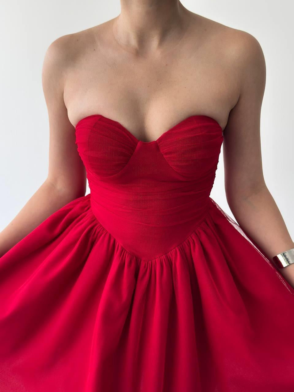 Rochie fără bretele Xoxa