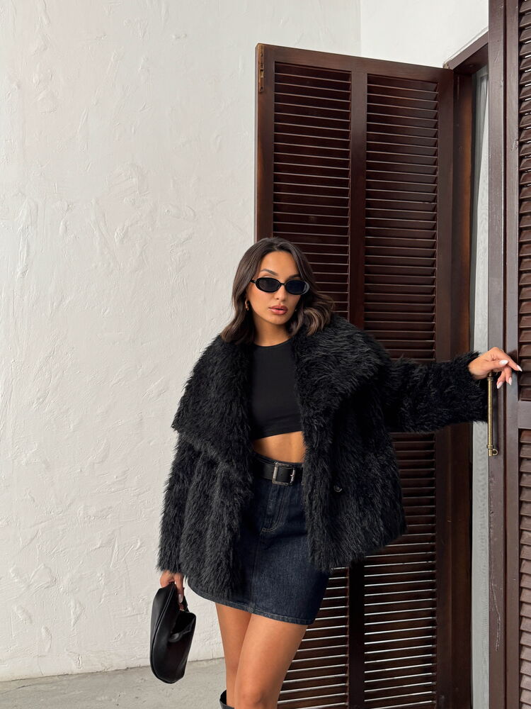 Topshow Faux Fur Women's Wholesale Coat – Puffy Soft Textured Winter Chic Outerwear - Black | F2040