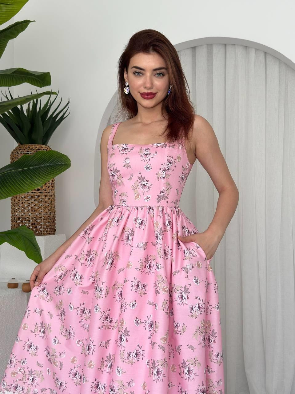 Rochie Yoa cu detalii la nivelul bustului