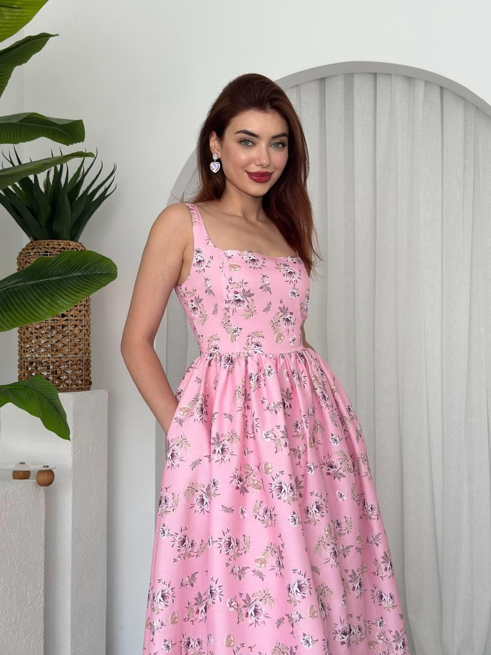 Rochie Yoa cu detalii la nivelul bustului