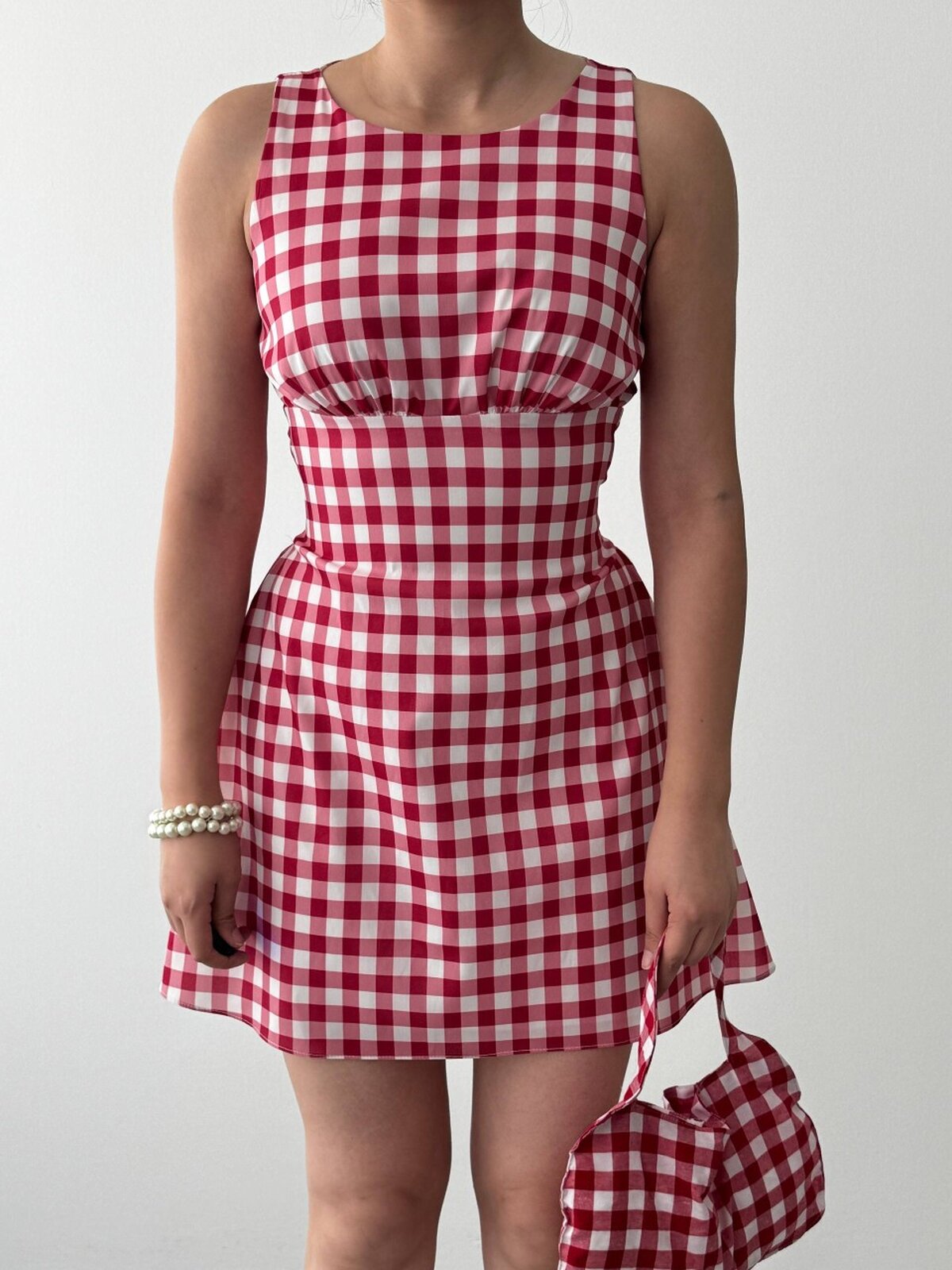 Yujas Rochie cu detaliu tip nod