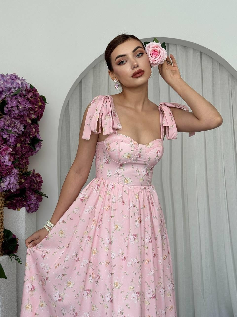 Rochie cu umeri legați Yunn