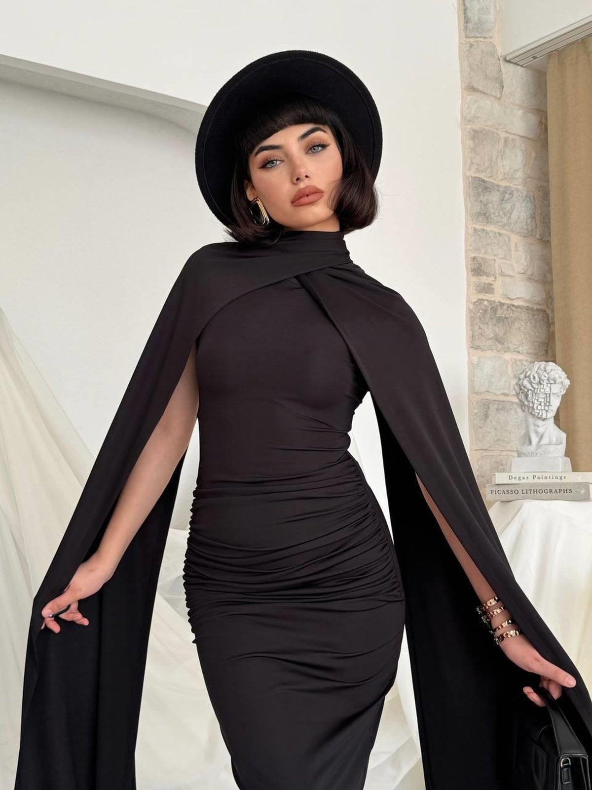 Zeyna Pelerinli Elbise