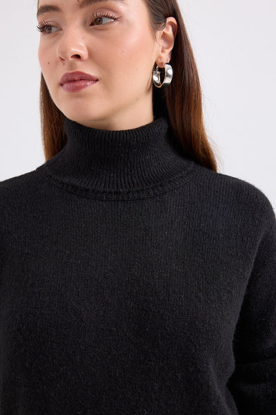 15891 Costum Pulover-Fustă (2 Piese) - Negru