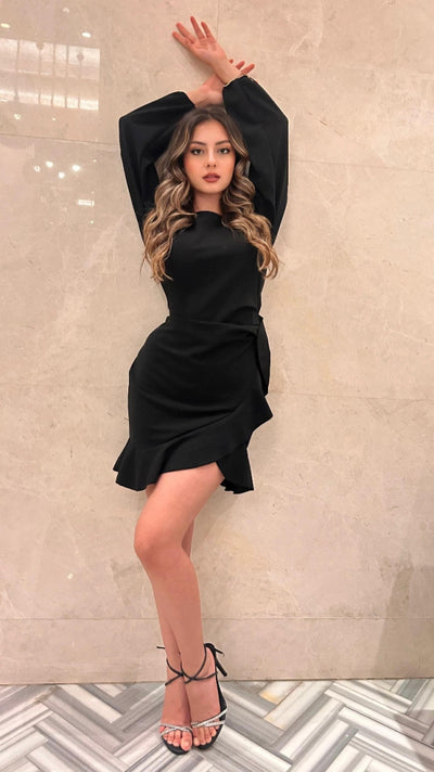 Rochie de damă din crep importat, cu mânecă lungă, guler rotund și volane în față, 31641