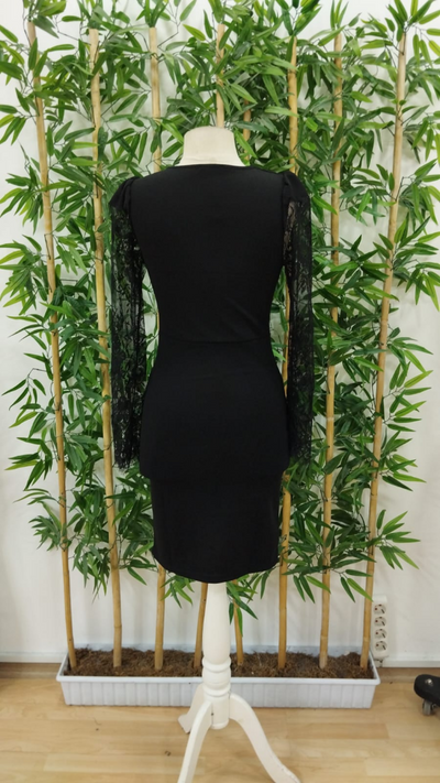 Rochie mini din crepă cu mâneci lungi, guler încrucișat, detaliu tul la manșete, 29948