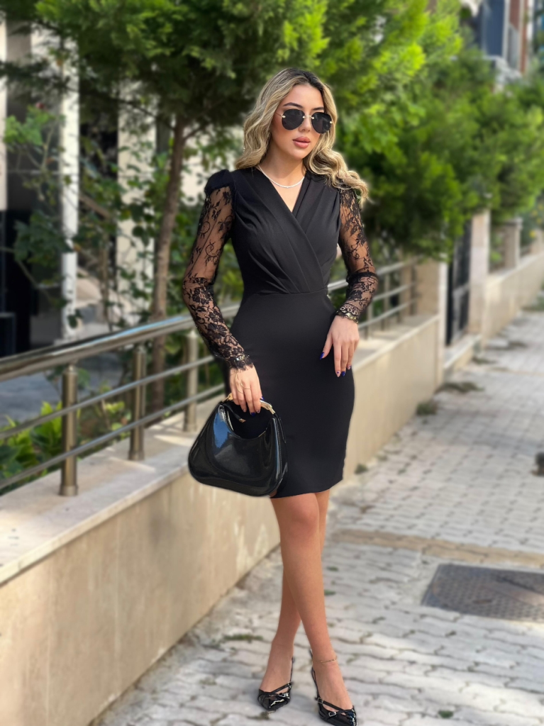 Rochie mini din crepă cu mâneci lungi, guler încrucișat, detaliu tul la manșete, 29948