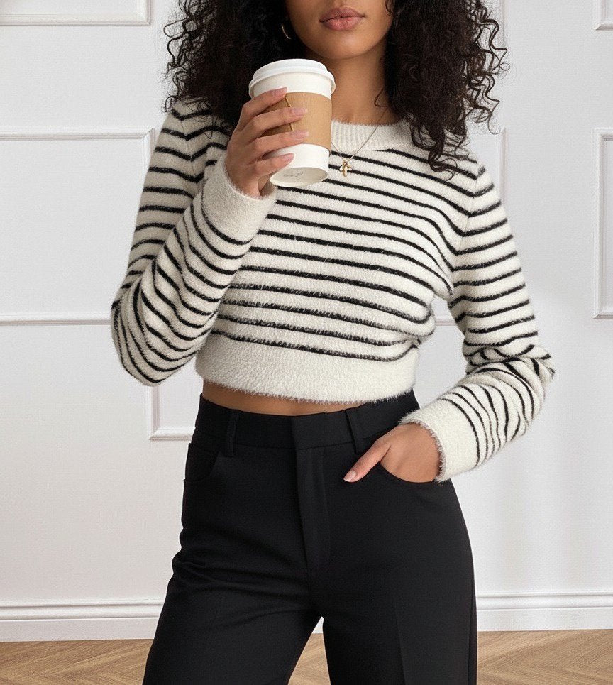 Bluz tricotat crop de damă cu guler înalt și mâneci lungi, 31067