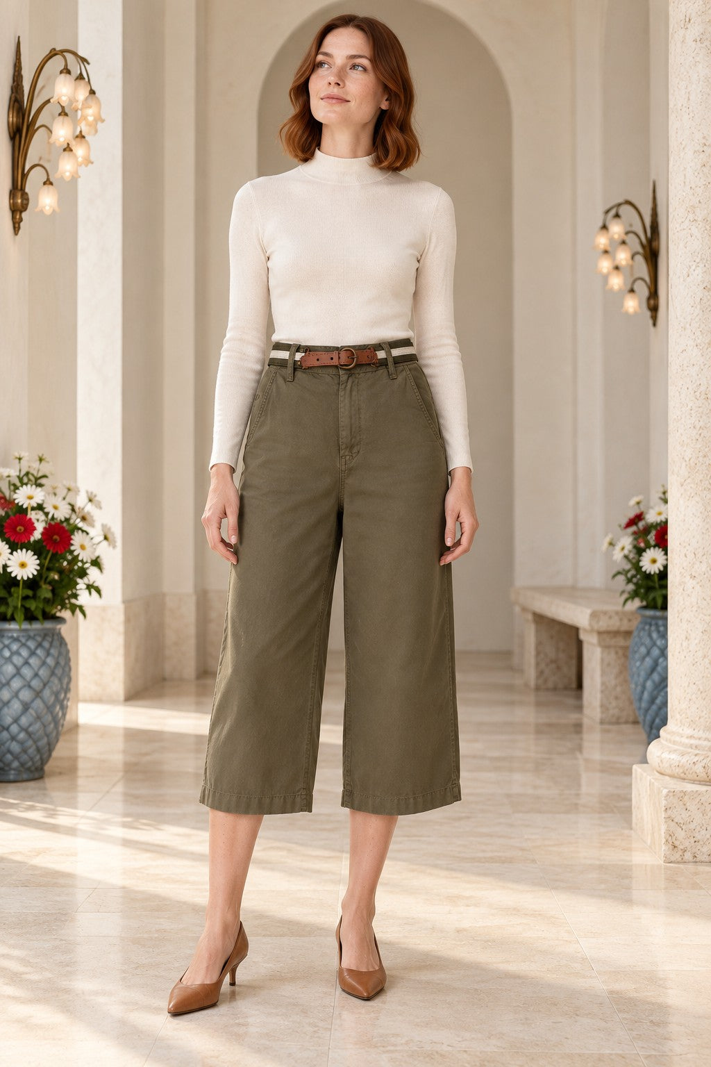 Pantaloni Capri cu curea 239
