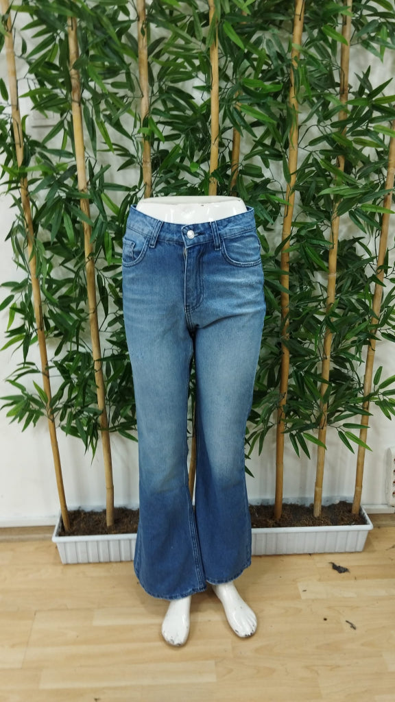 Women's High Waist Pocketed Flared Jeans, 27089