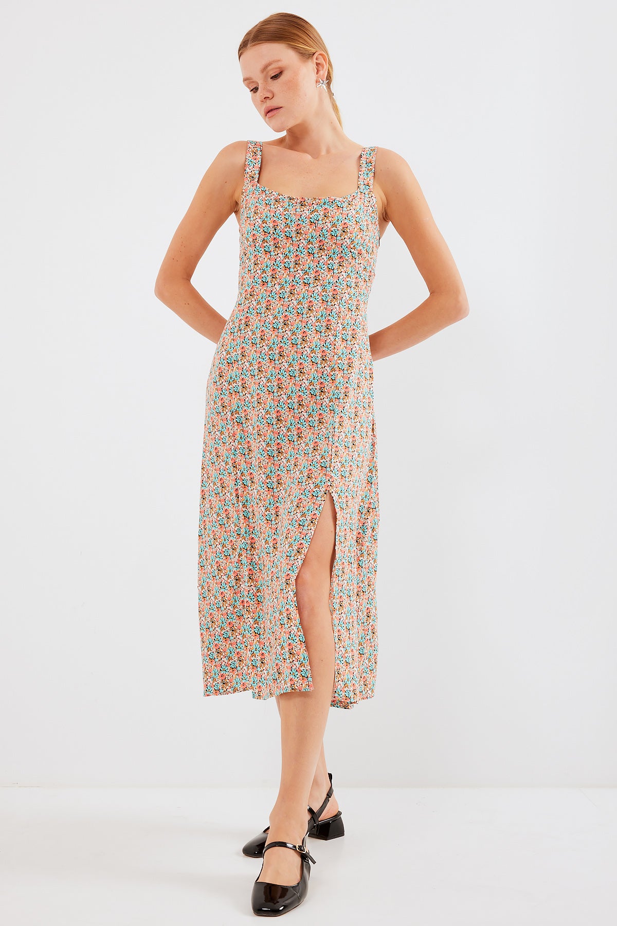 2282 Rochie Viscoză cu Bretele și Tăieturi - Multicolor