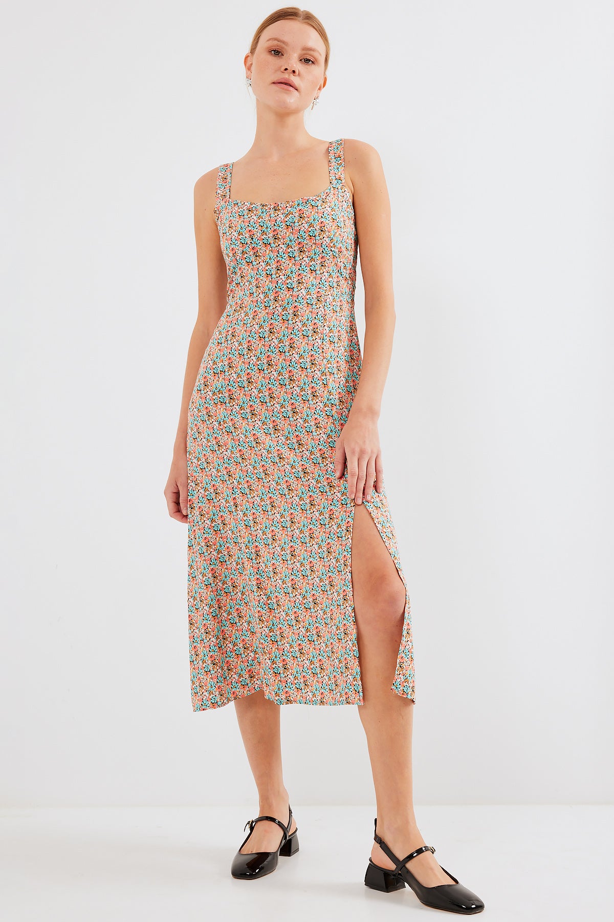 2282 Rochie Viscoză cu Bretele și Tăieturi - Multicolor