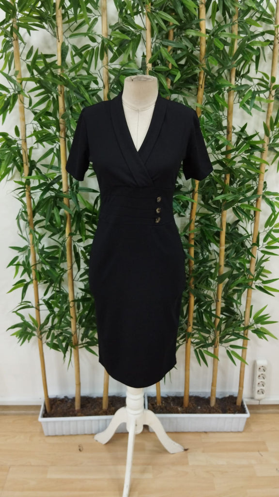 Rochie de damă din crep importat, cu mânecă scurtă, decolteu înfășurat și nasturi laterali, 31523