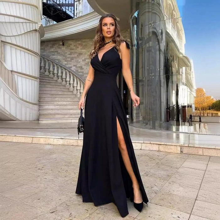 Rochie lungă de damă din crep janjan, cu bretele, prindere pe umeri, decolteu petrecut și șliț, 35013