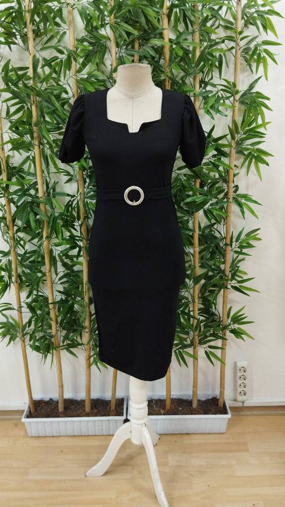 Rochie de damă din crep importat, cu mânecă scurtă, decolteu deschis și detaliu inelar în față, 23643