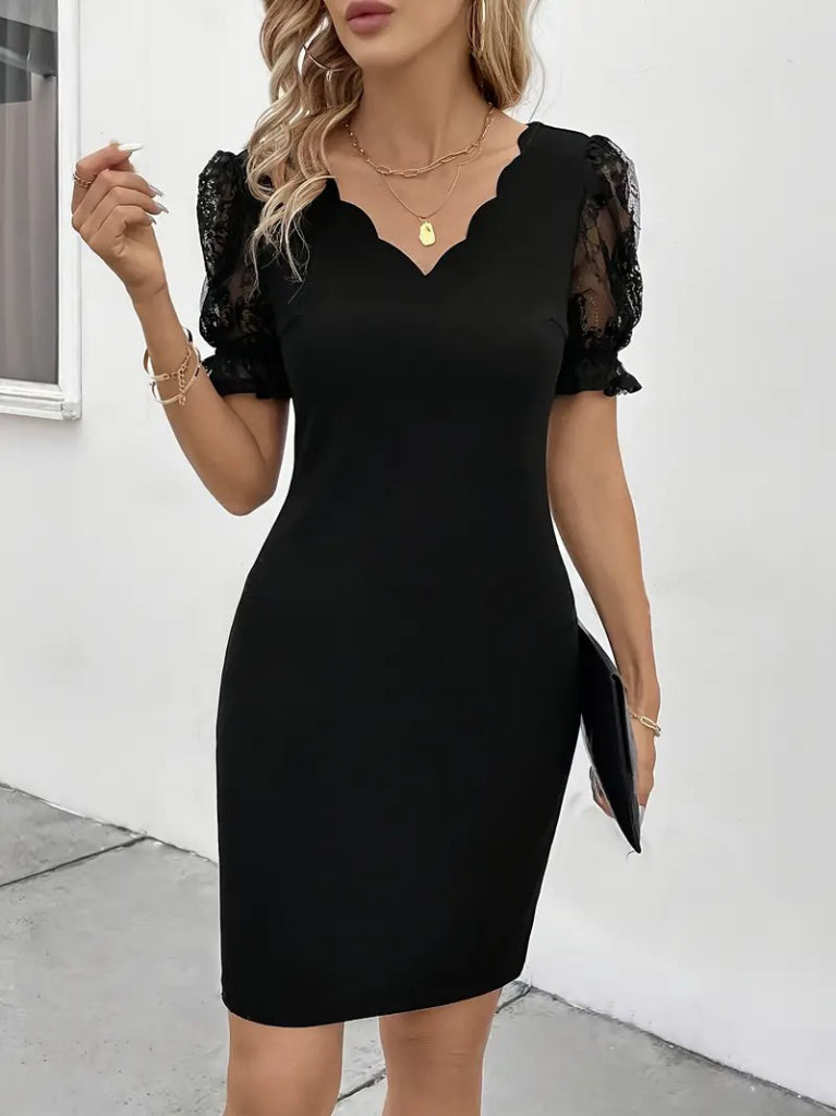 Rochie damă din crep Janjan, cu mânecă scurtă, dantelă, decolteu în V, șnur lateral și detalii încrucișate, 36667