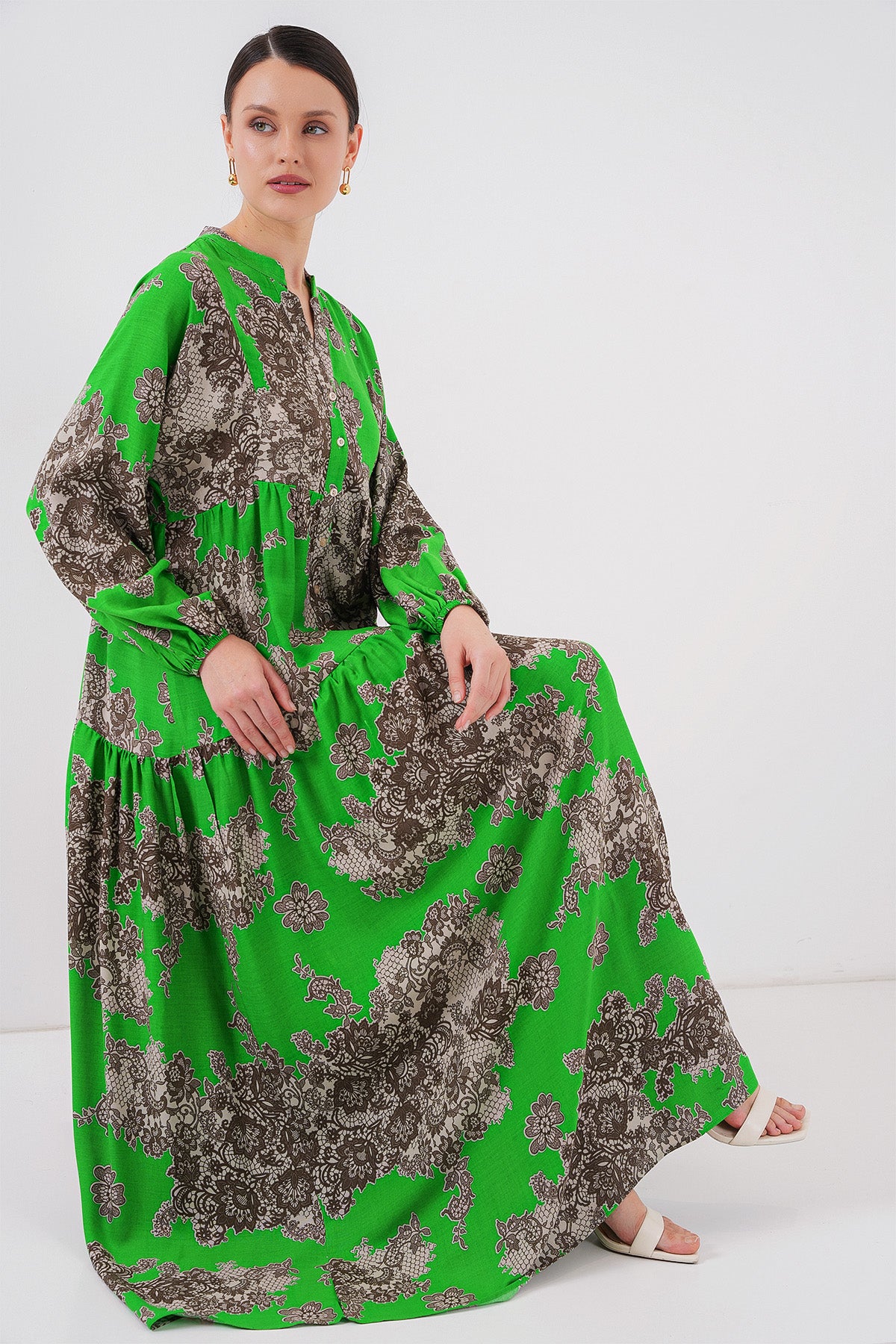2423 Rochie de modestie cu model etnic - Negru - Verde