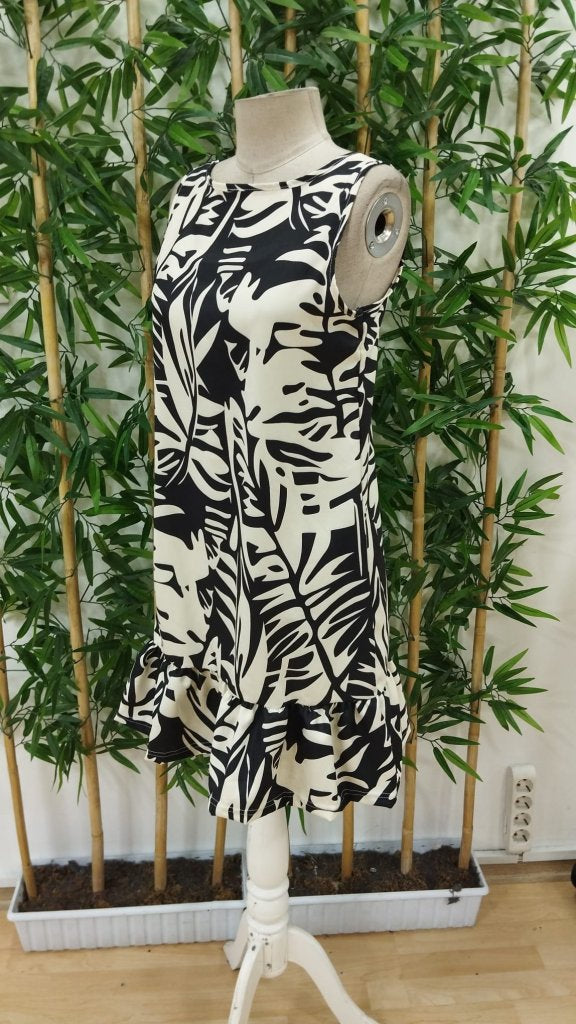 Rochie de damă Sofia, fără mâneci, cu guler rotund și model cu volane, 34324