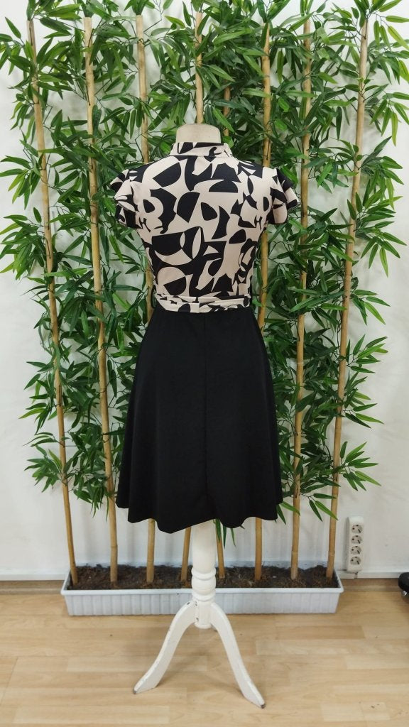 Rochie mini cloș din crep, cu mâneci scurte, volane și cordon, pentru femei, 33459