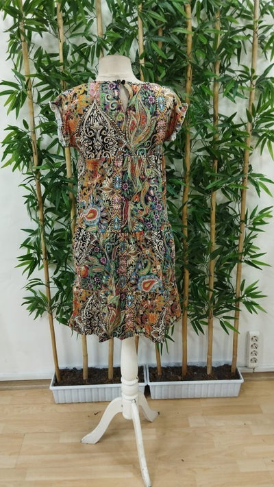 Rochie de damă cu mânecă scurtă, cu volane, guler rotund și model pătrat, 26931
