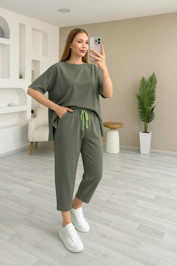 Kadın Kısa Kollu Bisiklet Yaka Viskon Iki Iplik Bluz Ve Pantolon Ikili Takım, 37759