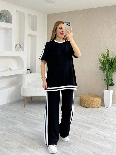 Set bluză și pantaloni din viscoză cu două fire, guler rotund, mânecă scurtă, detalii cu dungi în două culori, 33929