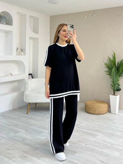 Set bluză și pantaloni din viscoză cu două fire, guler rotund, mânecă scurtă, detalii cu dungi în două culori, 33929