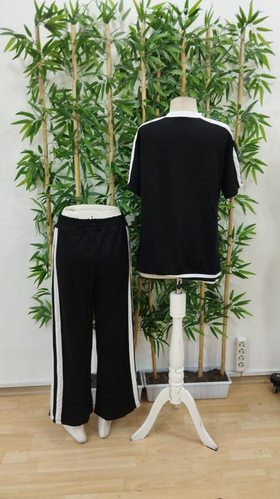 Set bluză și pantaloni din viscoză cu două fire, guler rotund, mânecă scurtă, detalii cu dungi în două culori, 33929