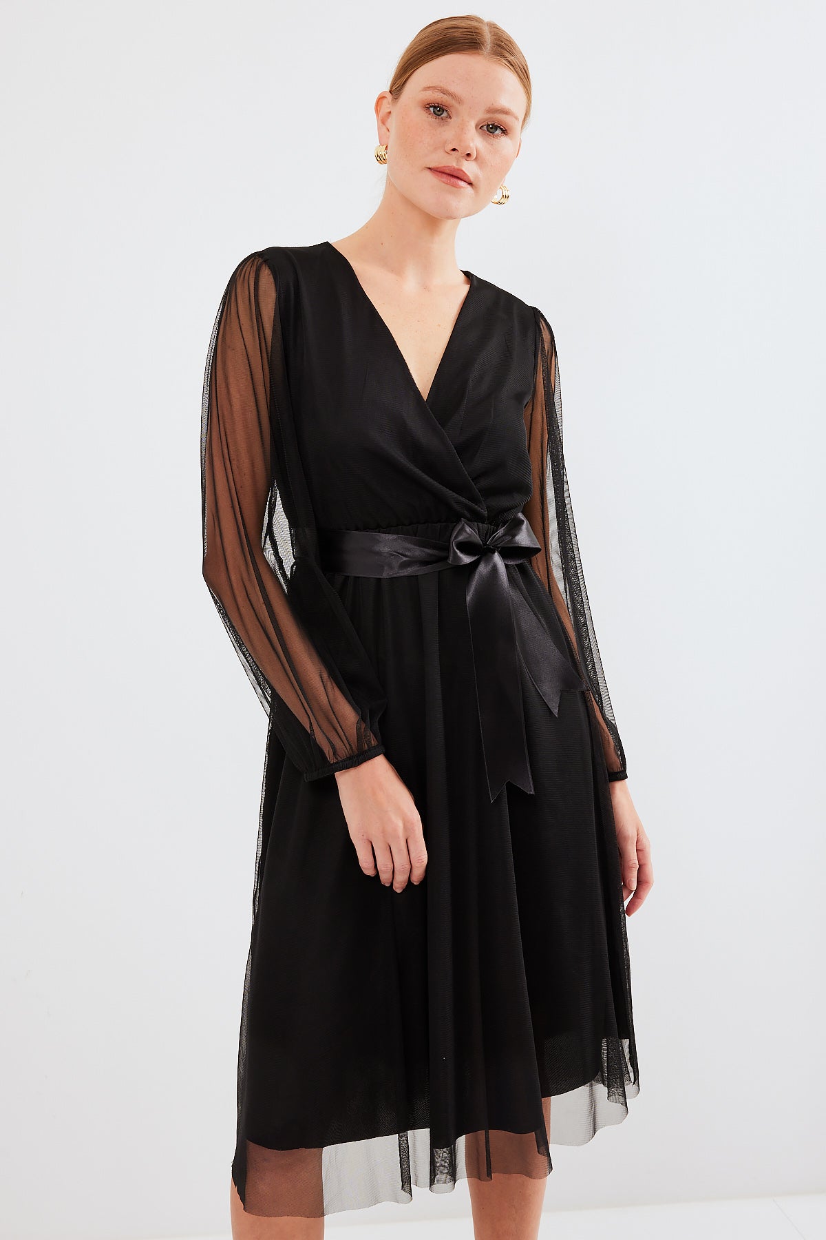 2494 Rochie Tulle cu Guler Încrucișat - Negru