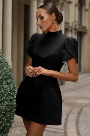 Rochie scurtă din satin pentru femei, cu mânecă scurtă, guler înalt și detaliu fluture la spate, 31415